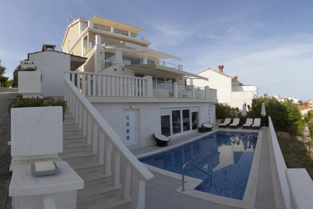 Apartments Villa Anamaria Trogir Exterior photo